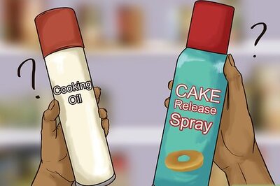 How to Use Cake Release Spray