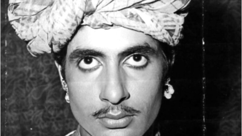Amitabh Bachchan Shares Throwback Pic from Look Test, Netizens are Reminded of Sonu Sood