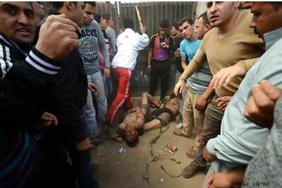 Egypt vigilantes hang 2 thieves accused of stealing motorized rickshaw