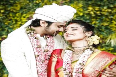 Marathi Actor Hruta Durgule and Director Prateek Shah Get Married, See Pics