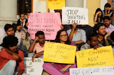 Delhi government ordered forensic probe reveals 'slogans' added to JNU videos