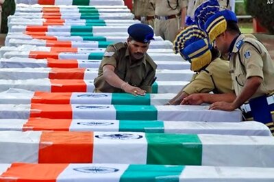 Naxals slit throats, CRPF men vow to retaliate