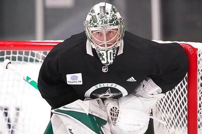 Stars Goalie Bishop's Career Ending Over Knee Issue, GM Says