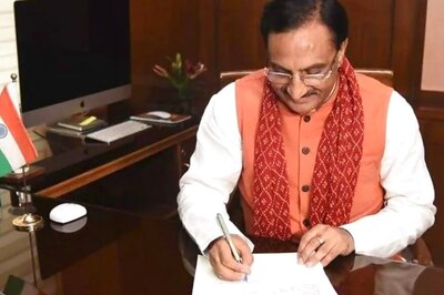 Govt Sets up New MHRD Division to Research Indian Arts, Sciences by ‘Separating Truth from Exaggeration’