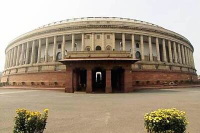 Lok Sabha staff donate day's salary in PM relief fund
