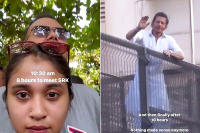 Shah Rukh Khan Fan Waits Outside Mannat For 10 Hours, Documents Euphoria of Seeing Superstar