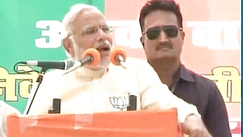 Modi uses caste card to reply to Priyanka's barbs