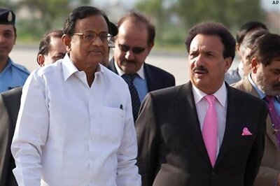 Chidambaram, Malik open talks in Pakistan