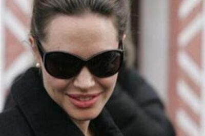 Jolie using Voodoo to keep Brad