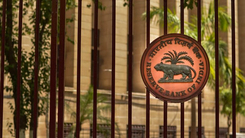 RBI Says 159 Districts in 25 States Saw Decline in Fixed Deposits Due to Covid-19 Crunch: Report