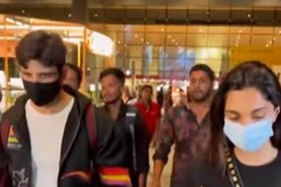 Sidharth Malhotra Annoyed After Being Heckled by Paps as He Arrives in Mumbai With Rumoured GF Kiara Advani