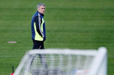 Real Madrid and Mourinho contemplate 