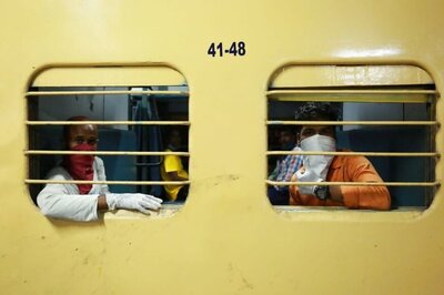 Congress Asks BJP to Show Govt Order on Footing 85% Train Fare for Migrants