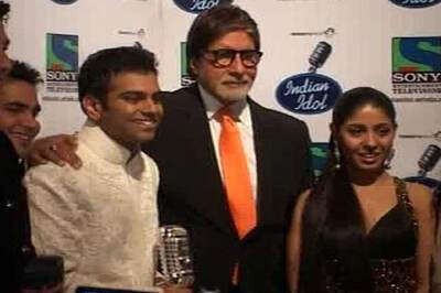 Hyderabad's Sreeram wins Indian Idol 5