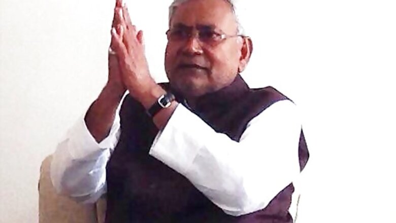 Nitish Kumar takes oath as Bihar CM, says would seek Centre's cooperation for development of state