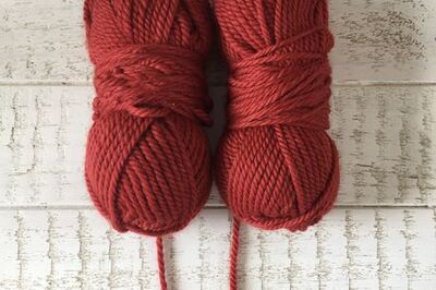 How to Arm Knit an Infinity Scarf