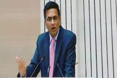 Supreme Court Judge DY Chandrachud Tests Positive for Covid-19, Hearing in Suo Motu Case Deferred