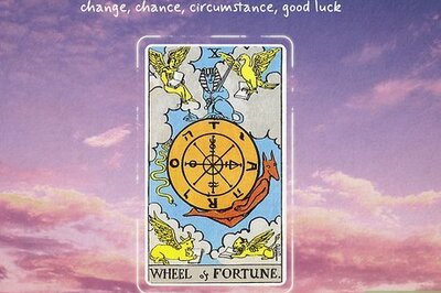 What Does the Wheel of Fortune Tarot Card Mean?