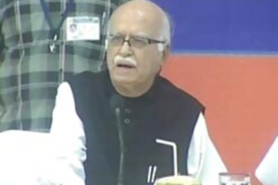 Advani demands PM's statement on Baalu issue