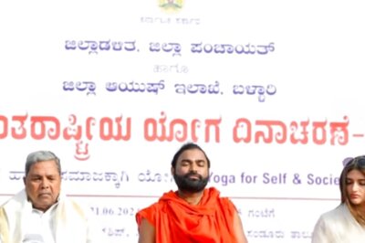 On International Yoga Day, Actress Sreeleela Shares Stage With Karnataka CM Siddaramaiah