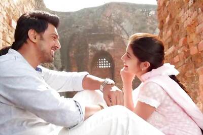 Aparna Sen's latest film 'Arshinagar' is a Bengali adaptation of 'Romeo and Juliet' featuring Dev