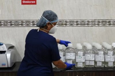 ‘Omicron Cases in India Will Be Mild, Mostly Asymptomatic’: Here's Why High 'Seropositivity' Rate Will Help