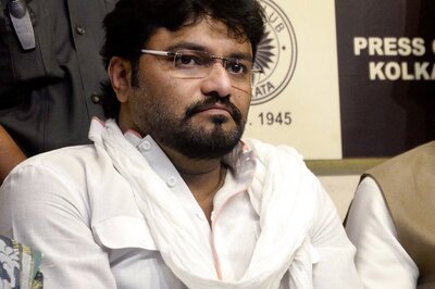 BJP MP Babul Supriyo's Convoy Attacked, Blames 'TMC Goons'
