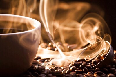 Coffee drinkers less likely to die prematurely from certain diseases: Study