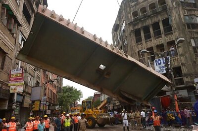 Kolkata bridge collapse: Toll reaches 27 after rescue workers pull out 3 more bodies