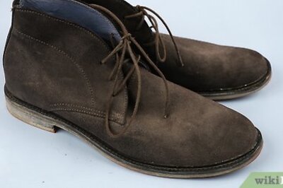 13 Easy Hacks to Make the Bottoms of Shoes Not Slippery