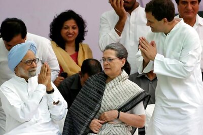 Sidelined by Rajiv Gandhi, How Manmohan Singh Became Sonia's Trusted Lieutenant & an Astute Politician