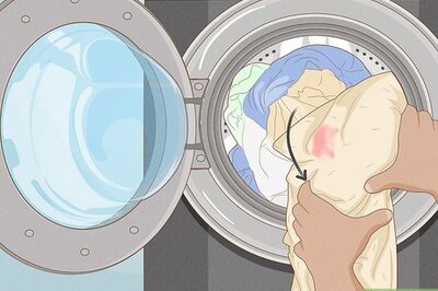 How to Remove Dye Transfer Stains from Your Clothing