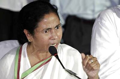 WB cannot offer sops due to financial constraints: Mamata