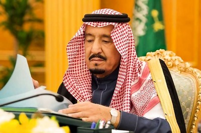 King Salman Calls Trump, Expresses 'Anger' over 'Barbaric' US Naval Air Base Shooting