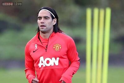 Radamel Falcao faces extended absence, says Louis van Gaal