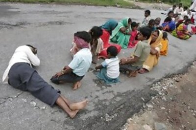 Homeless Karnataka flood victims flock to cities