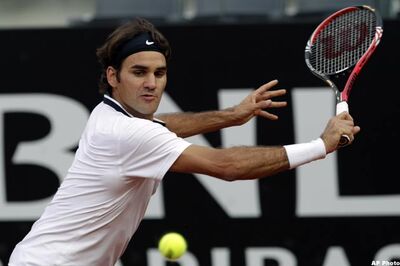 Federer reaches Cincinnati Masters final