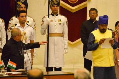 Modi Minister Forgets Name While Taking Oath as New MoS
