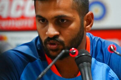 Shardul Thakur Discovers his Luggage Hasn't Arrived in Mumbai, Harbahajan Singh Steps In For Rescue