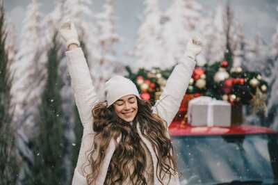 Ultimate Christmas Travel Checklist: 6 Essentials for a Stress-Free Weekend Getaway