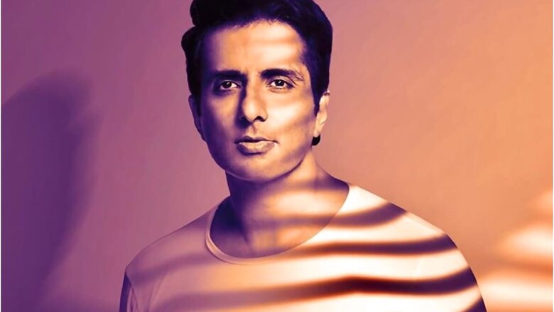 Sonu Sood Sends Relief for Flood-hit Varanasi Boatmen