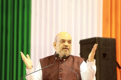 Car Briefly Obstructs Amit Shah's Convoy in Hyderabad