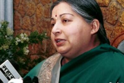 Chink in Third Front armour; Jaya, Amar at loggerheads