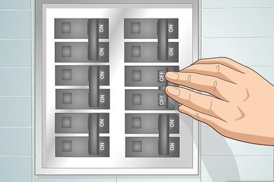How to Change a Circular Fluorescent Light Bulb