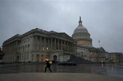 US fiscal negotiations sputter as deadline nears