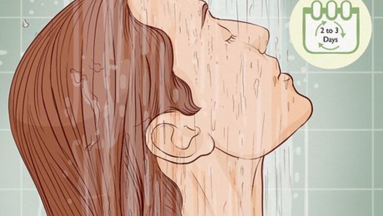 How to Keep Hair From Getting Greasy