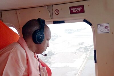 UP CM Conducts Aerial Survey of Flood-affected Areas, Instructs Officials to Expedite Relief Work