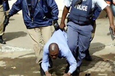 14 dead in mounting South Africa xenophobic violence