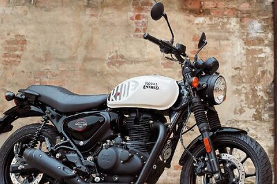 Royal Enfield Hunter 350 Surpasses 2 Lakh Sales Milestone