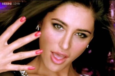 'Was in pain and tied only to half a harness', explains Nargis Fakhri on screaming four-lettered expletives in a video